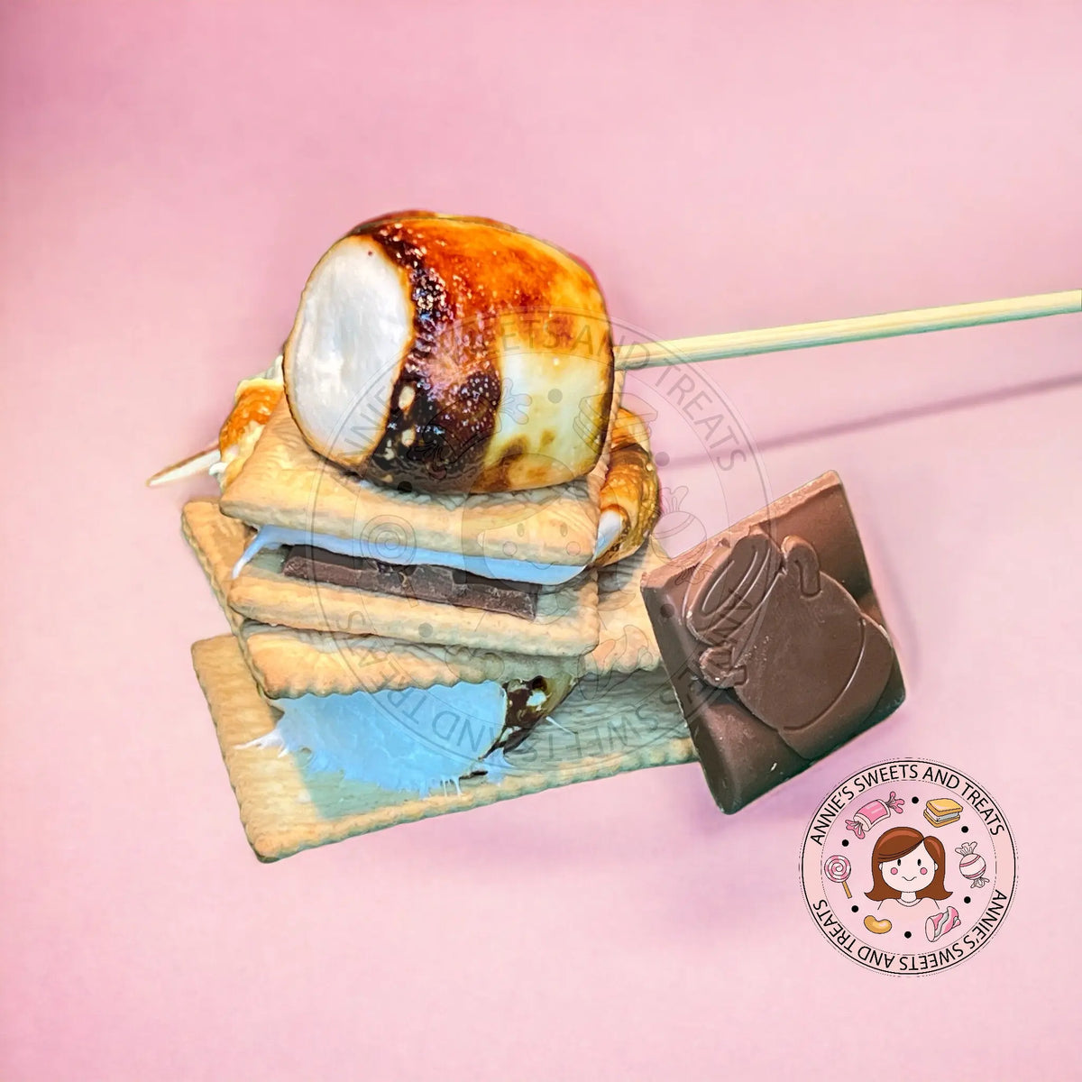 Luxury s’mores kit with marshmallows, biscuits, mixed chocolates, skewers and burner
